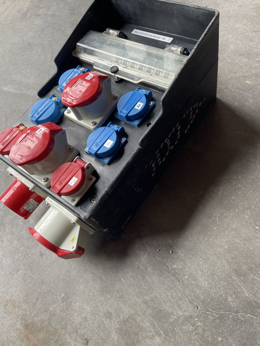 Electrotechnique: Baustromverteiler – D'occasion à Eschenbach SG par rog_7vvd 3