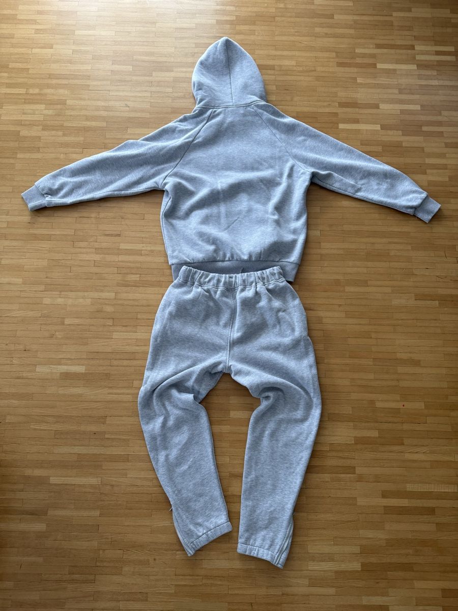 Completi: Trapstar Tracksuit Grösse L – Usato da St. Gallen venduto da LeonMatteon1879 1