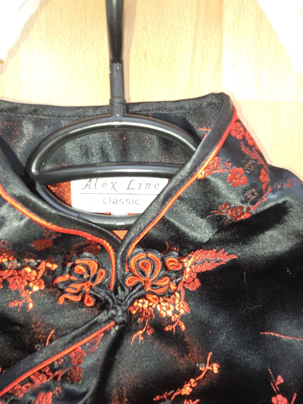 Kleider: Robe style asiatique, Gr. M – Gebraucht aus Courtelary von Chauvesouris 1