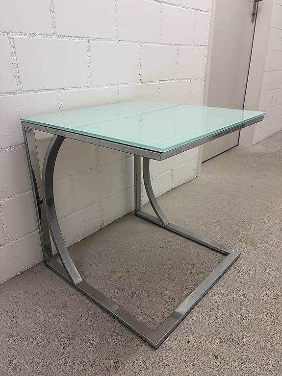 Tables: Salontisch aus Glas-Chrom – D'occasion à Rümikon AG par Gebirge-5303