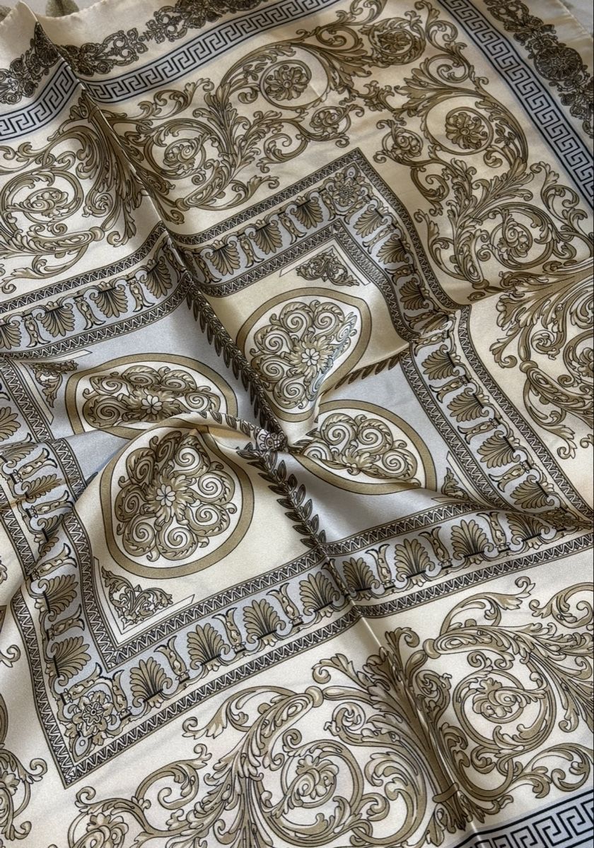 Foulard & Sciarpe: Foulard – Nuovo e nell'imballaggio originale da Châtel-St-Denis venduto da Montclair_Swiss 3