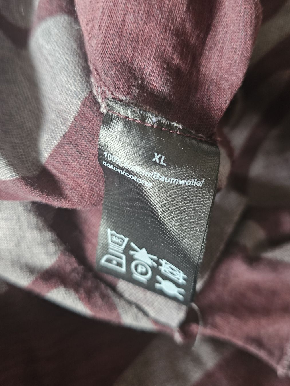 Rundholz Pullover & Sweatshirts: Pull Studio Rundholz coton bordeaux gris taille XL – Gebraucht aus Vufflens-la-Ville von pia_96bf 1