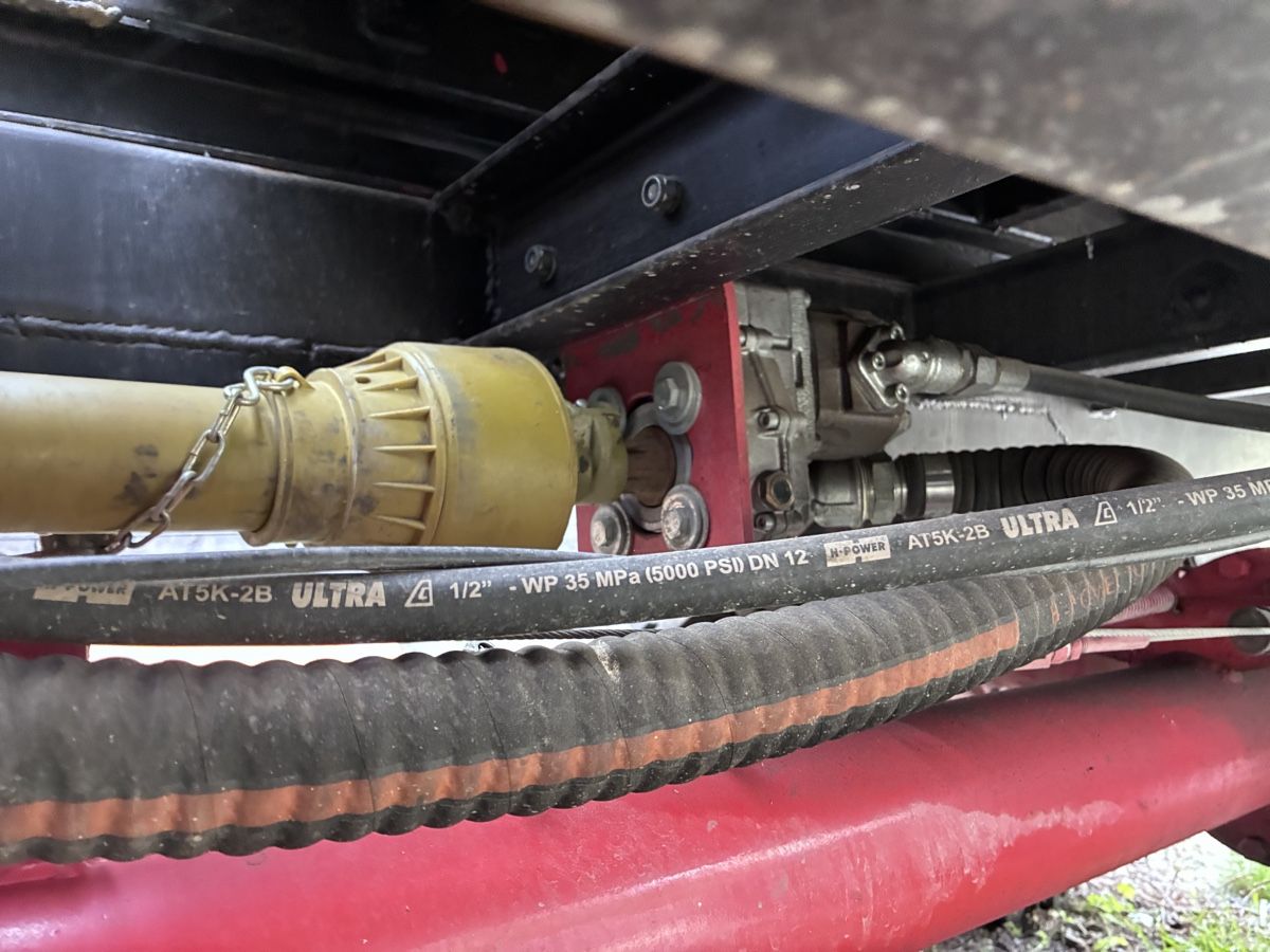 HIAB Gru: Kran Hiab 071 zu Aebi TP – Usato da Grindelwald venduto da AdBaKn 2
