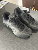 Nike Shox Sneaker schwarz Gr. 39
