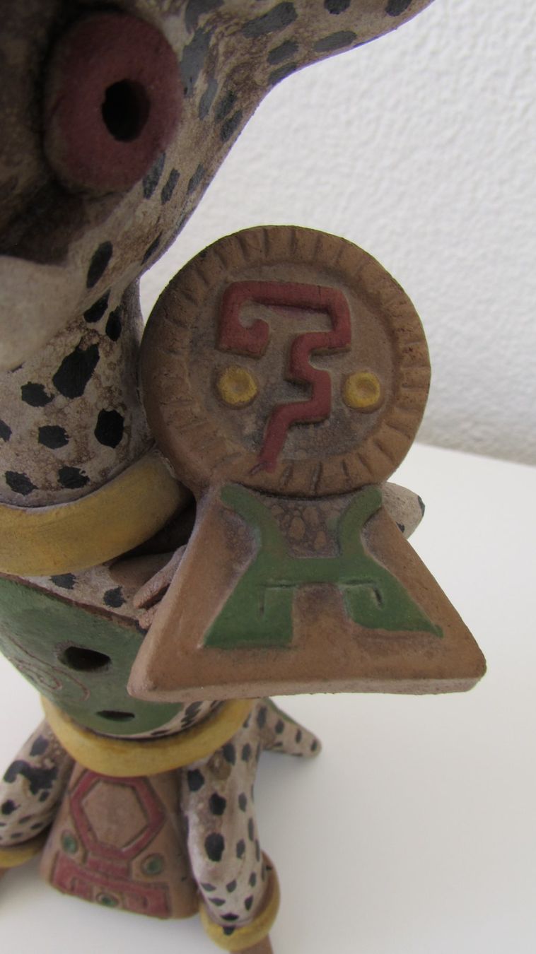 Figuren: Keramikfigur Jaguar Krieger-Frühlingsdeko – Gebraucht aus Weesen von Travelersplace 2