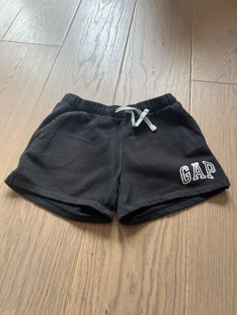GAP Shorts, Grösse 152 Schwarz, Top Zustand für den Sommer!