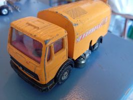 Gorgi Toys Faun Road sweeper