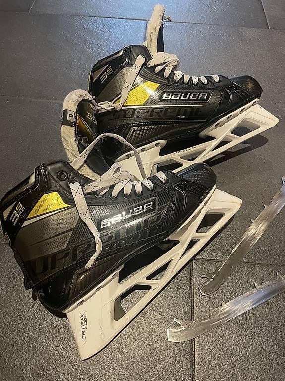 Pattini da ghiaccio: Eishockey Goali Schlittschuhe Bauer 3S pro – Usato da Berg- Dägerlen venduto da DI1978