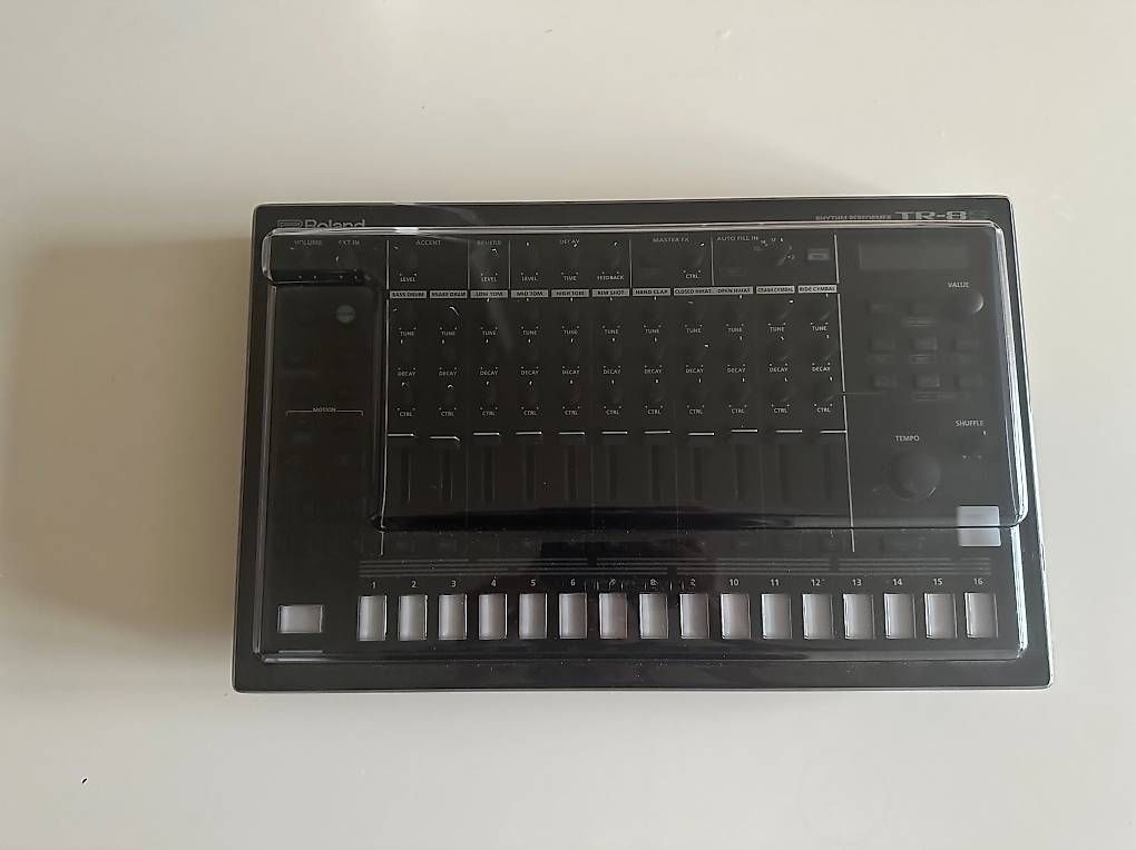 Strumenti musicali: Roland TR 8S Drum Machine inkl. Decksaver – Usato da Basel venduto da ste_vr9l 1