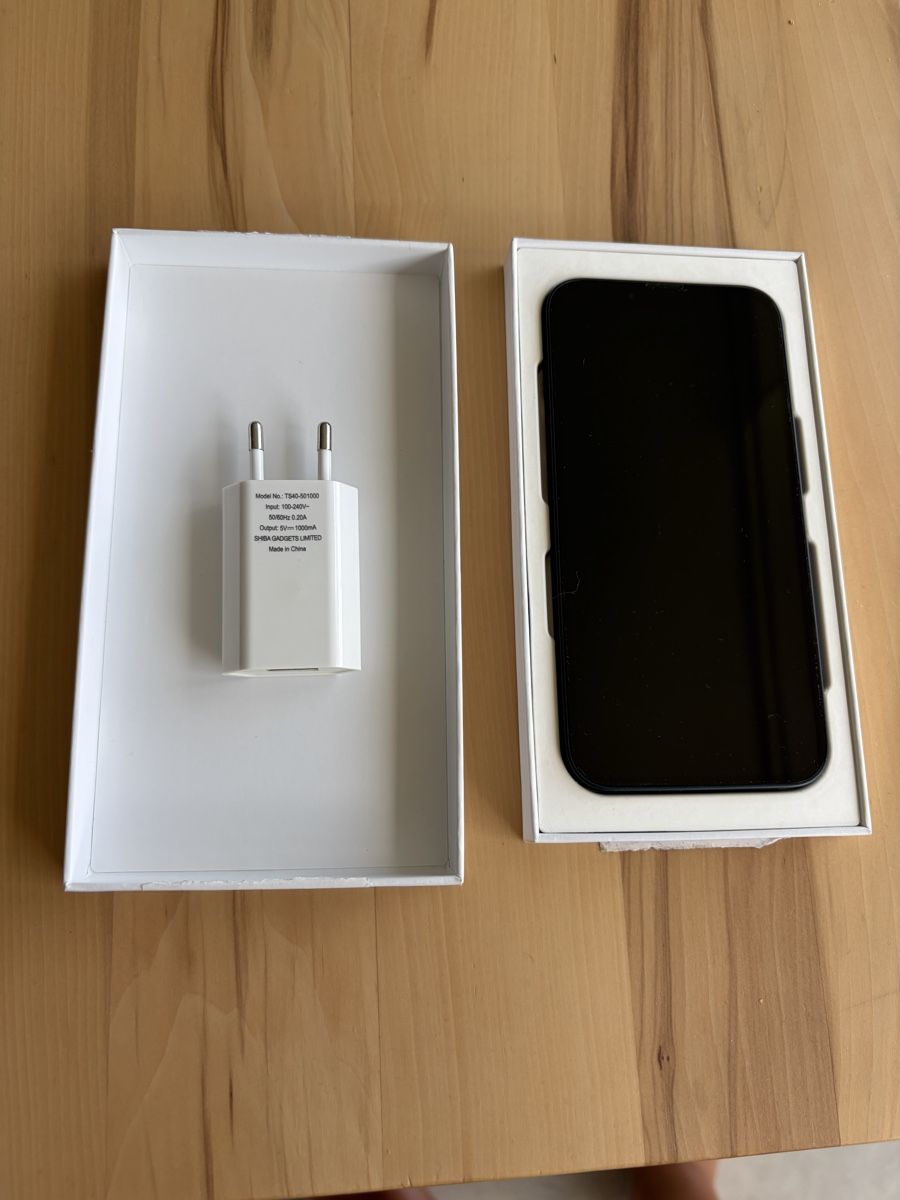 Apple Portables: iPhone 13  128GB Schwarz   – D'occasion à Rickenbach Sulz par Gechristen 3