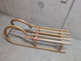 Holzschlitten