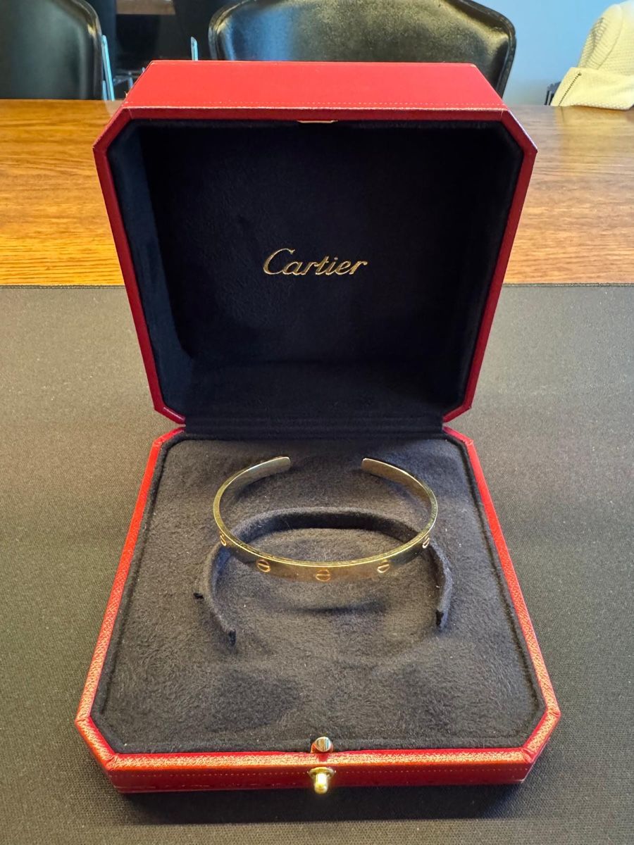 Cartier Armbänder & -reifen: Cartier Love Cuff, Gelbgold, Full set – Neu (gemäss Beschreibung) aus St. Gallen von Viste 1