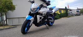 SUZUKI B-King 1340