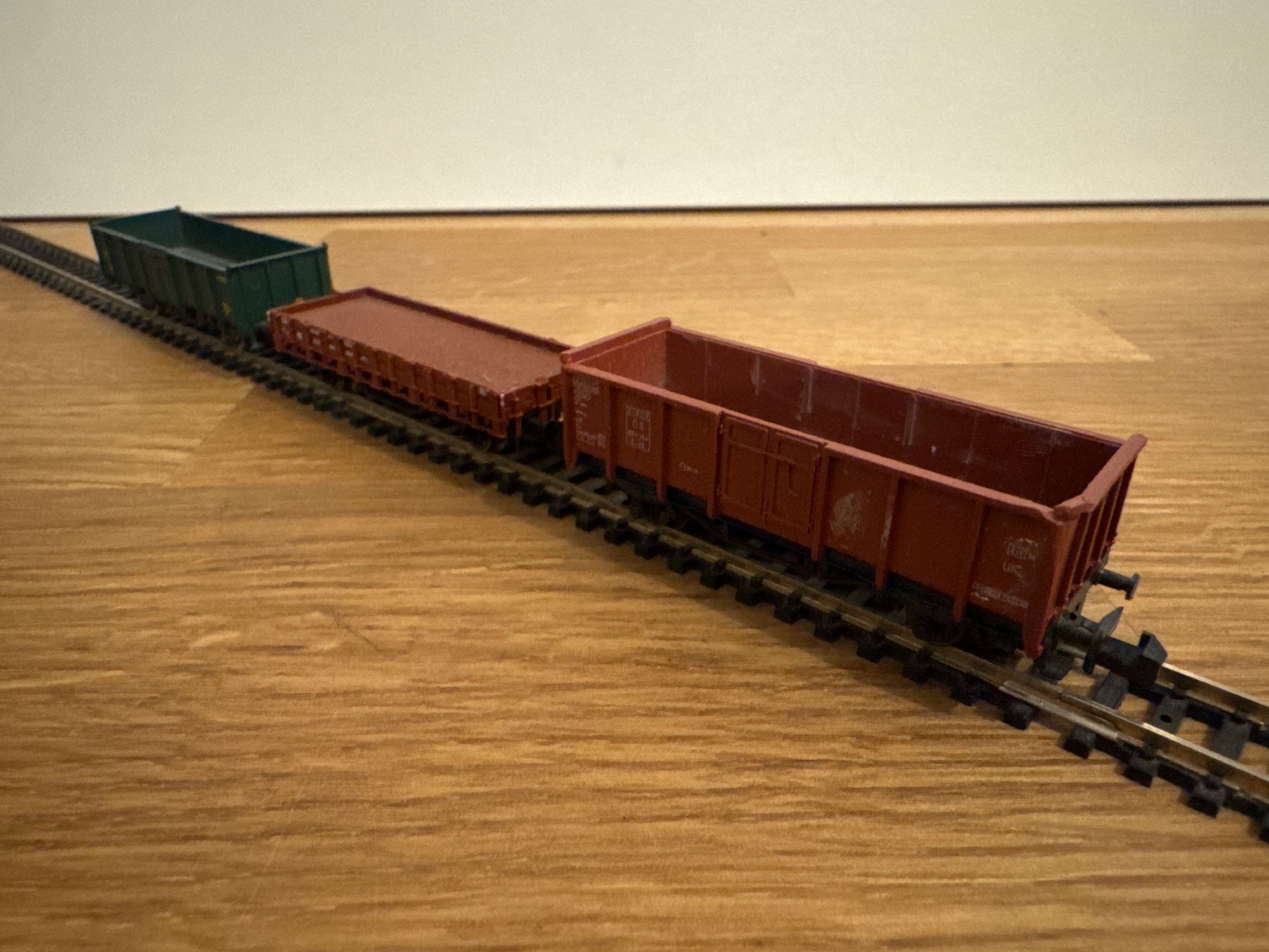 Fleischmann Modellini di ferrovie: Fleischmann/Rivarossi Güterwagen – Usato da Schlierbach venduto da Look8 1