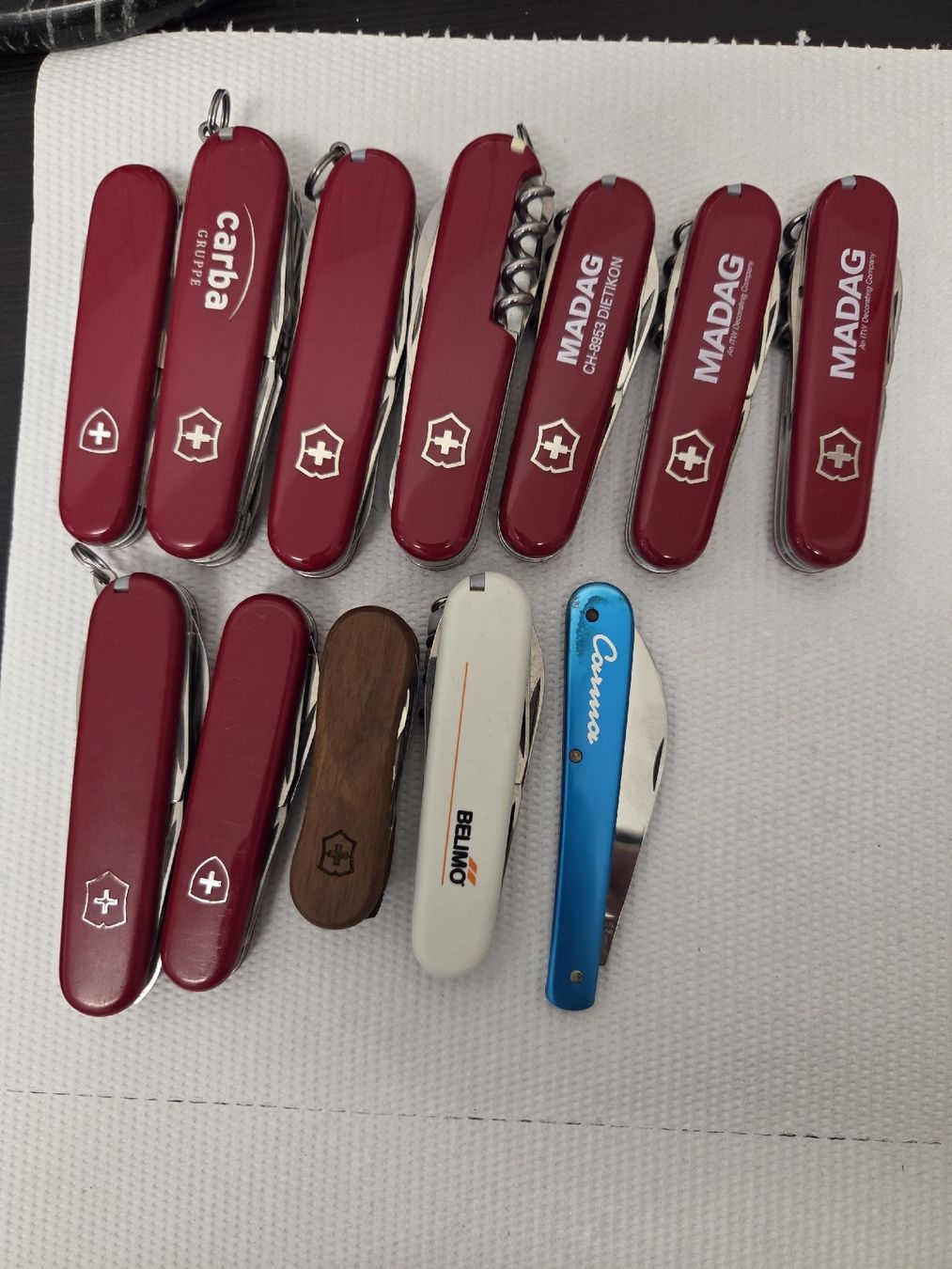 Victorinox Coltelli tascabile: Konvolut Victorinox Taschenmesser  – Usato da Dietikon venduto da Allegra34 4
