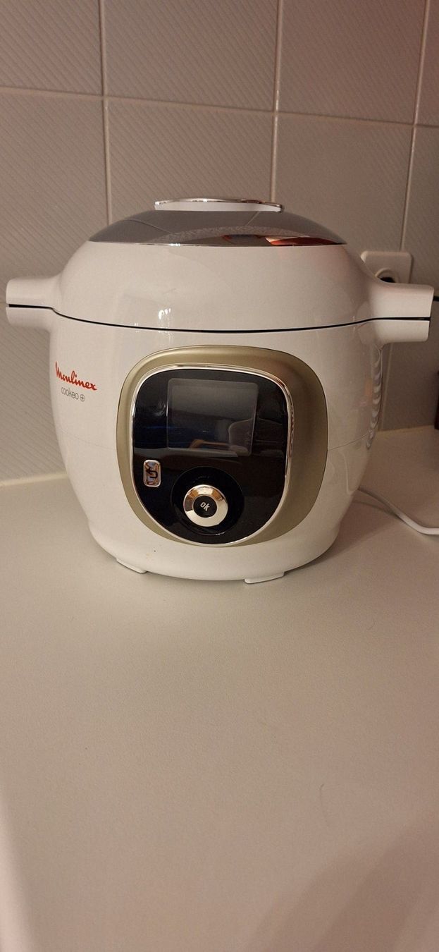 Moulinex Elettrodomestici da cucina: Moulinex - Cookeo + intelligent multicooker – Usato da Yverdon-les-Bains venduto da _sabrinah_ 1