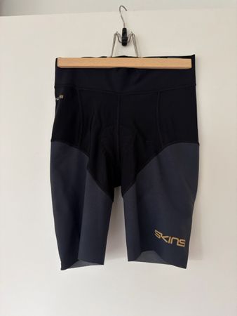 Skins DNAmic Tri Short schwarz grau Groesse S einmalgebrauch