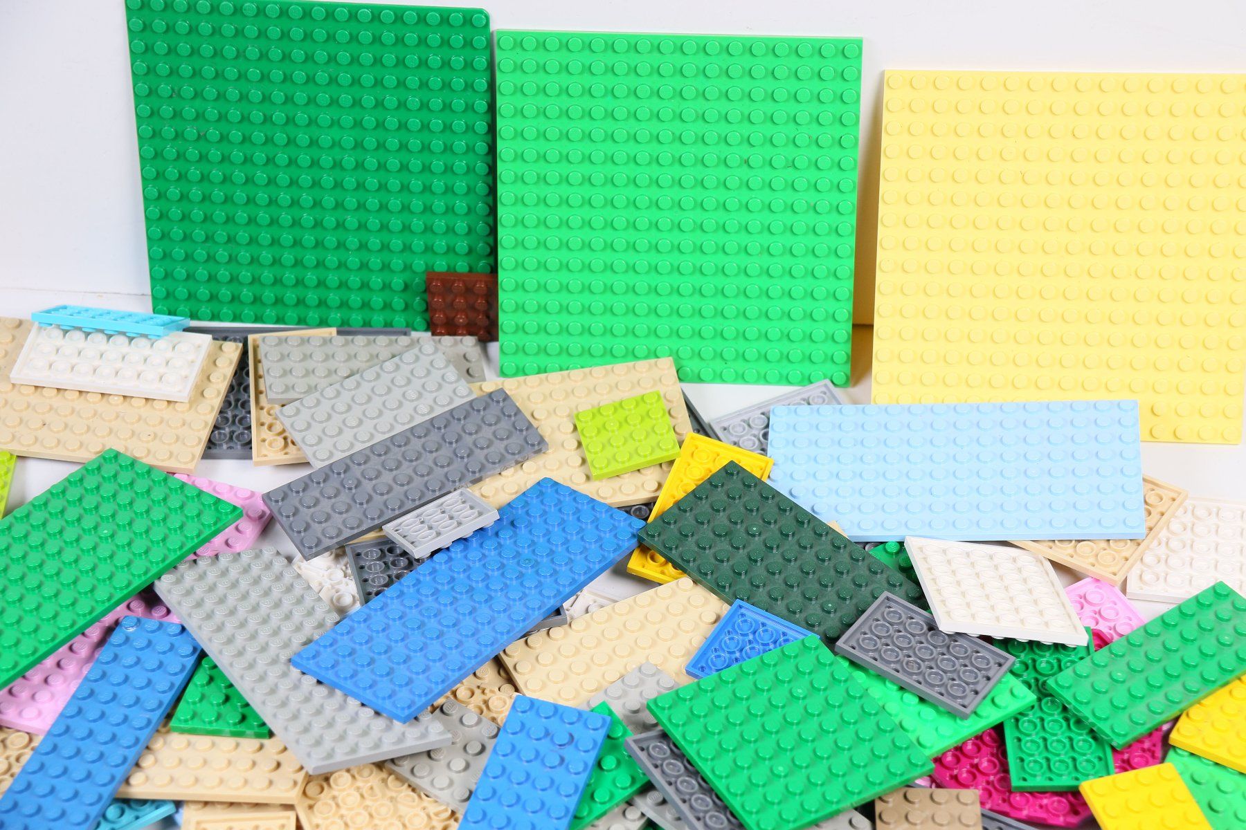 Lego Jeux de construction: Über 1kg dünne Legoplatten – D'occasion à Hettlingen par Scholi99 2