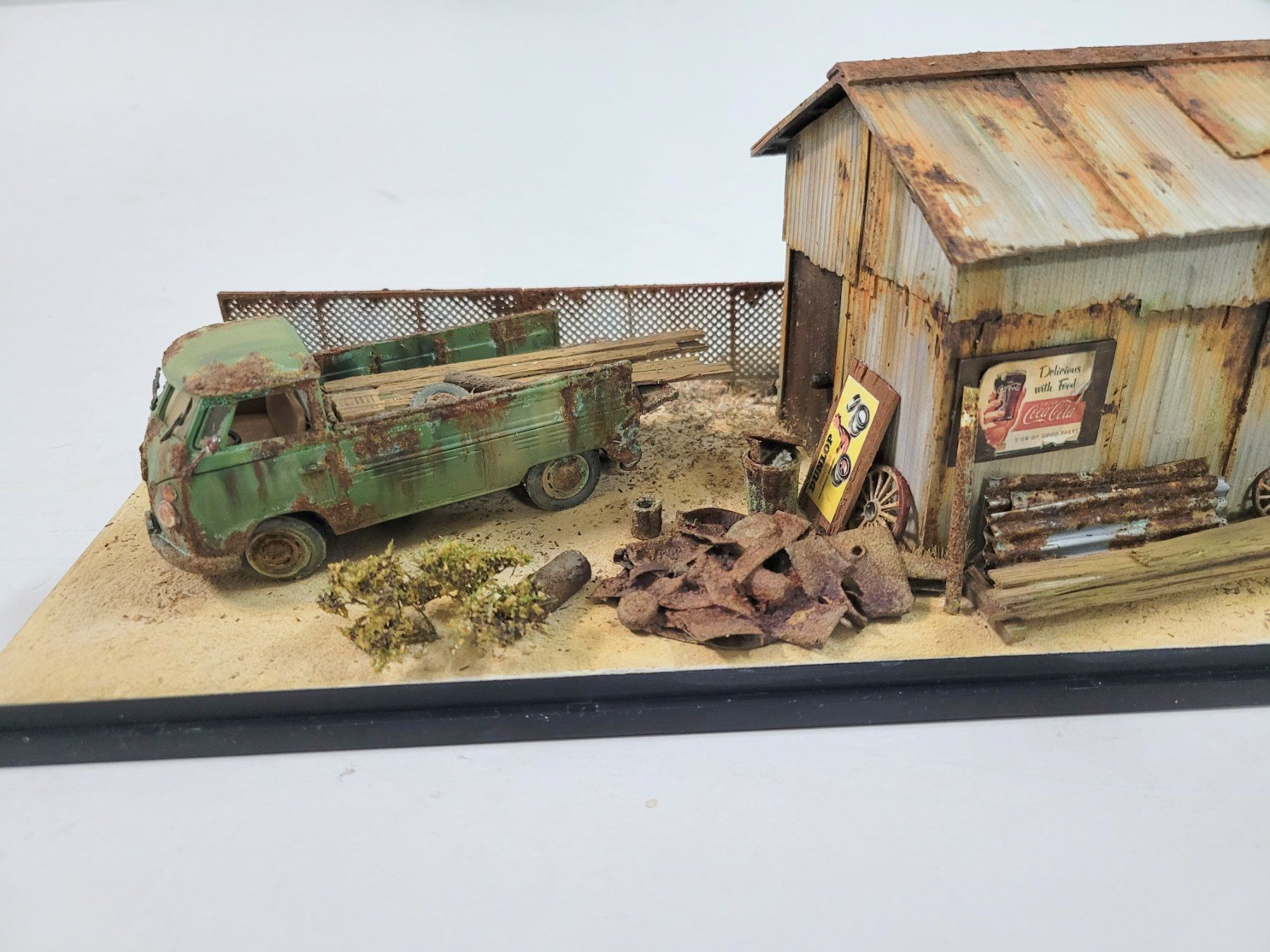 Schuco Modellini d'auto: VW T1 1:43 / Diorama – Usato da Reinach AG venduto da airbrusher01 6