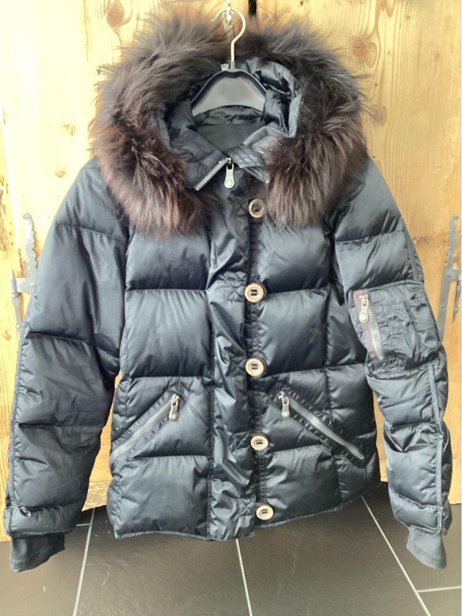 Jet Set Jacken: Jet Set, Damenskijacke, Gr. 2 – Gebraucht aus Salenstein von Esprit57