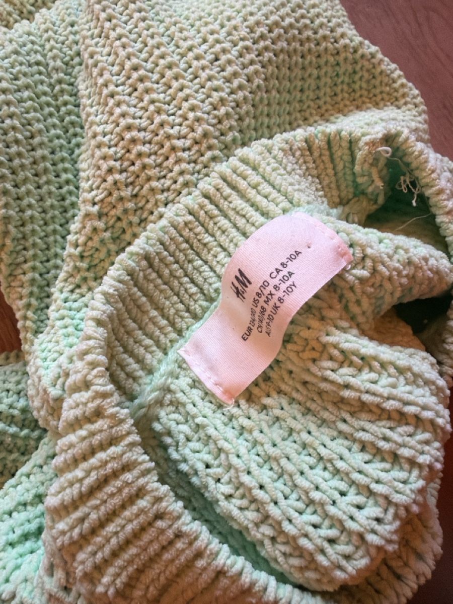 H&M Pullover & Sweatshirts: Chenillepullover H&M Gr. 134/140 – Gebraucht aus Saanenmöser von ballerinas 1