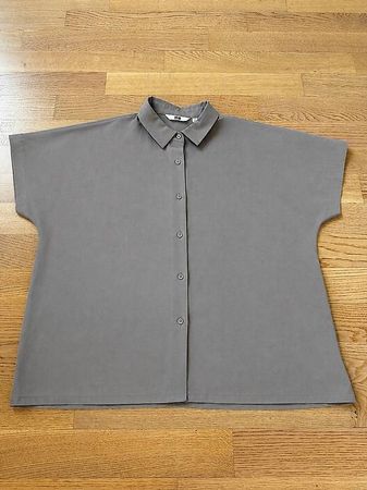 UNIQLO Kurzarmbluse - Gr. S - Taupe