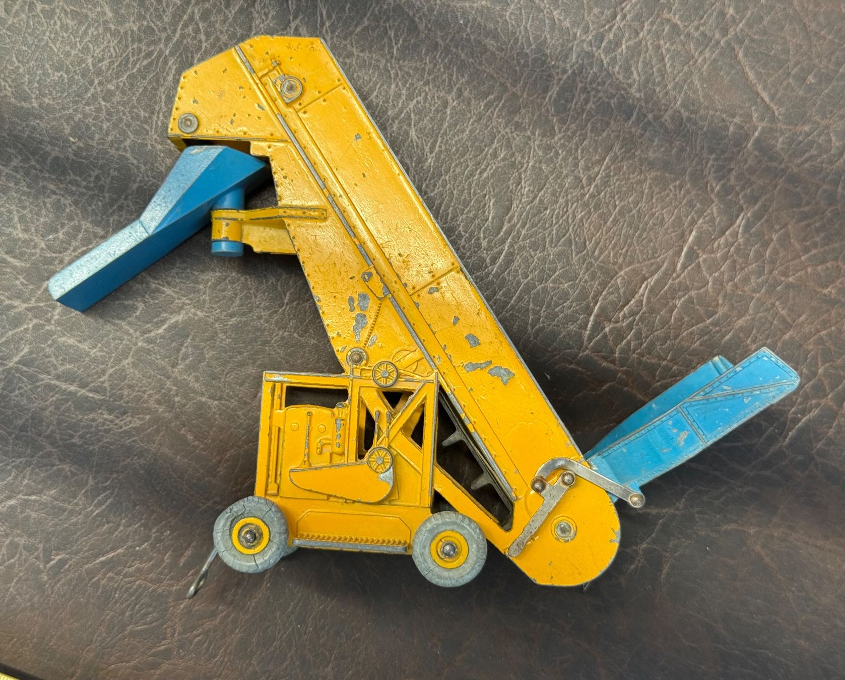Dinky Toys Modellautos: DINKY TOYS, NR 964, ELEVATOR LOADER, VINTAGE, SCHÖN – Gebraucht aus Ostermundigen von L29 3