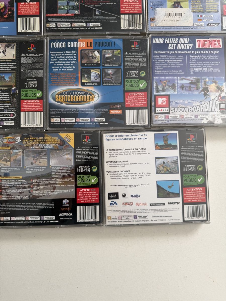 Giochi: Lot 8 jeux PlayStation 1 – Usato da Genève venduto da sho_67qj 2