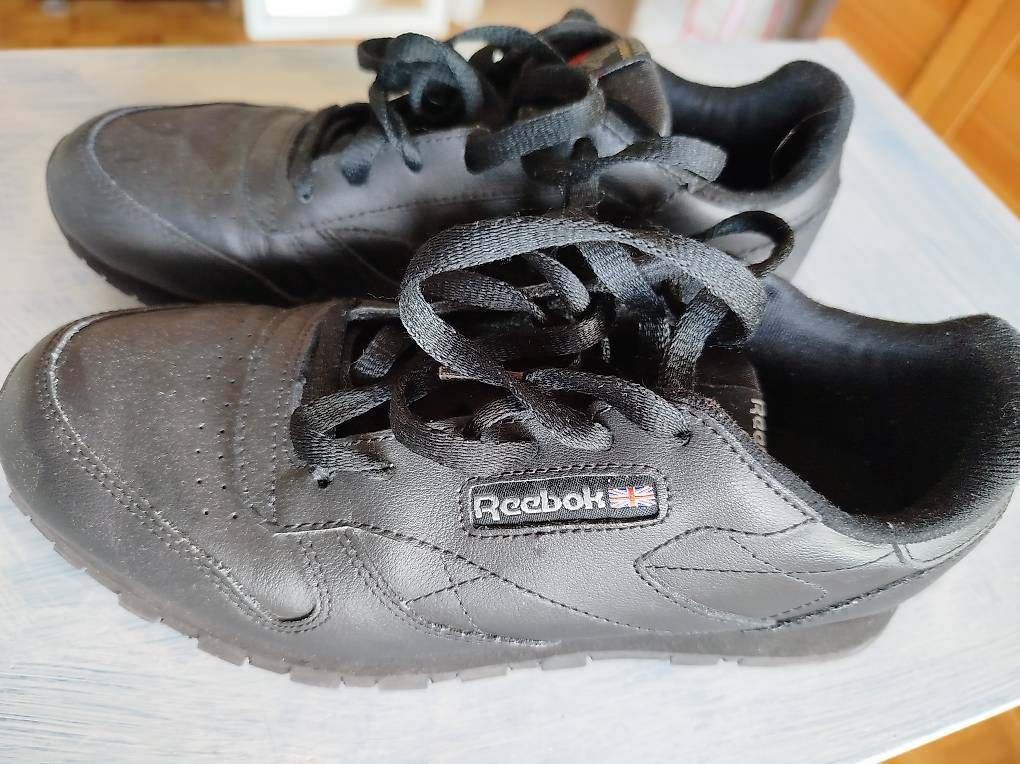 Herrenschuhe: Baskets Reebok, pointure 38, excellent état  – Gebraucht aus Lausanne von ftrevaz
