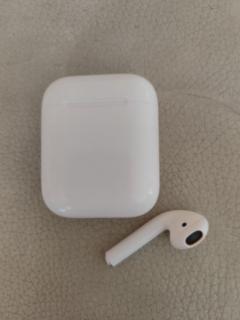 Apple Cuffie: Apple Airpods 2nd Generation – Usato da Wangs venduto da niro008 1