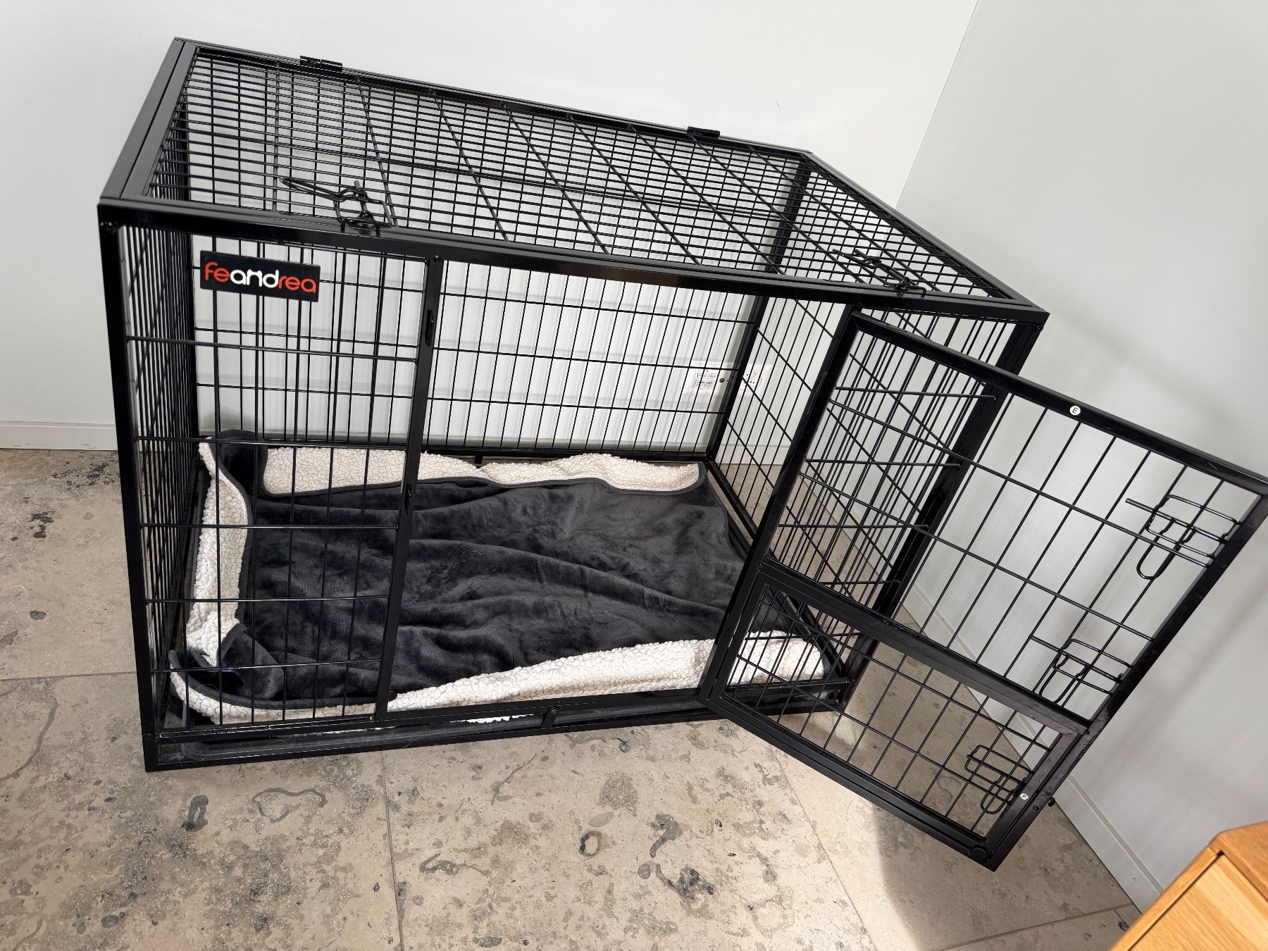 Cucce & Letti: Dog crate – Usato da Zürich venduto da strelitziakiwi 2