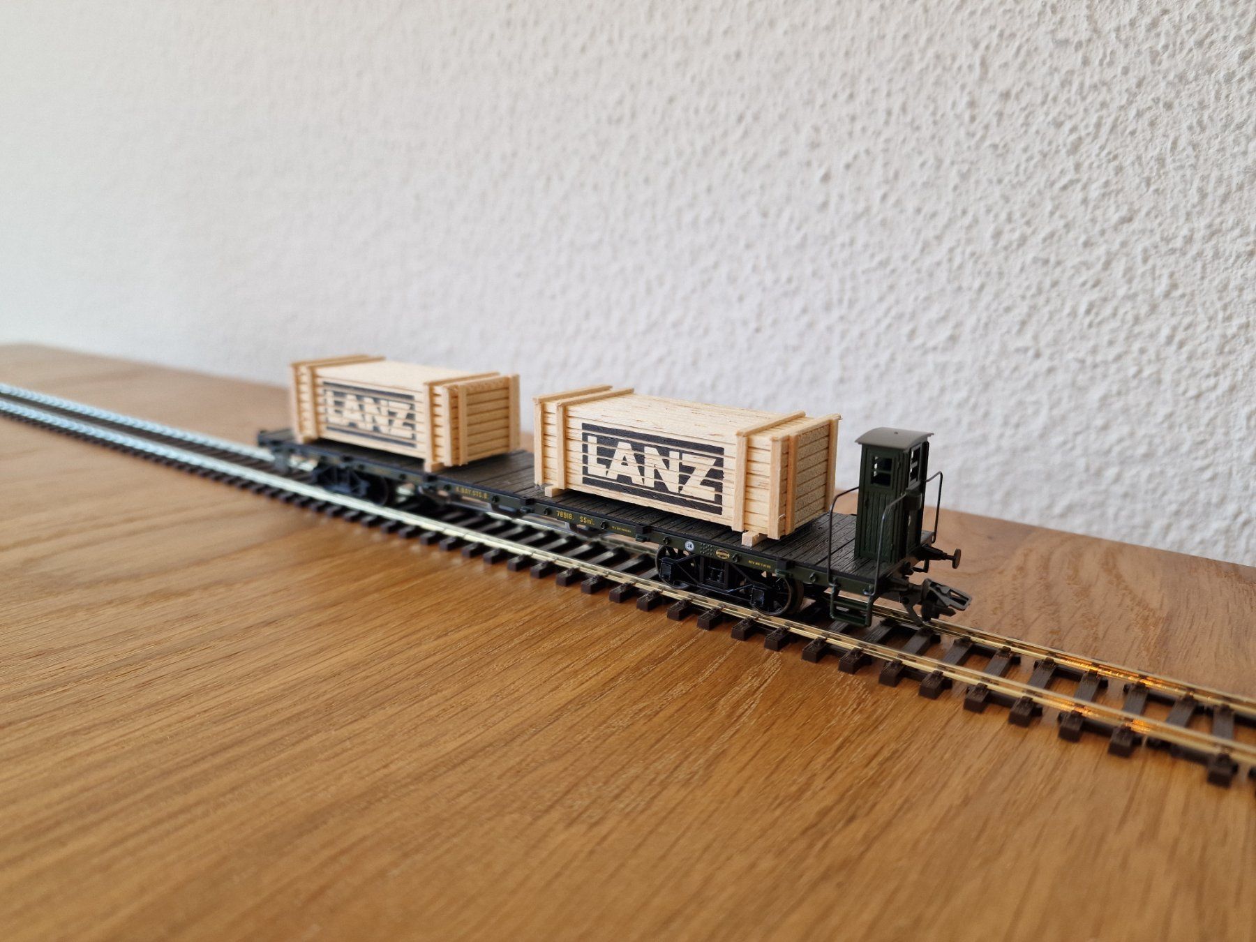 Märklin Modellini di ferrovie: Flachwagen mit Ladegut H0 – Usato da Matten b. Interlaken venduto da lor_hr9w 2