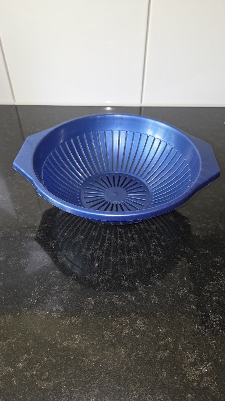 Ciotole: Sieb, blau, ø 23 cm, Höhe 8,5 cm – Usato da Zürich venduto da Lazarevcanin