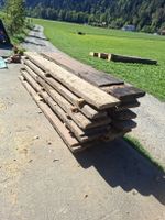 Altholz 12 Bretter verwurmt Brennholz