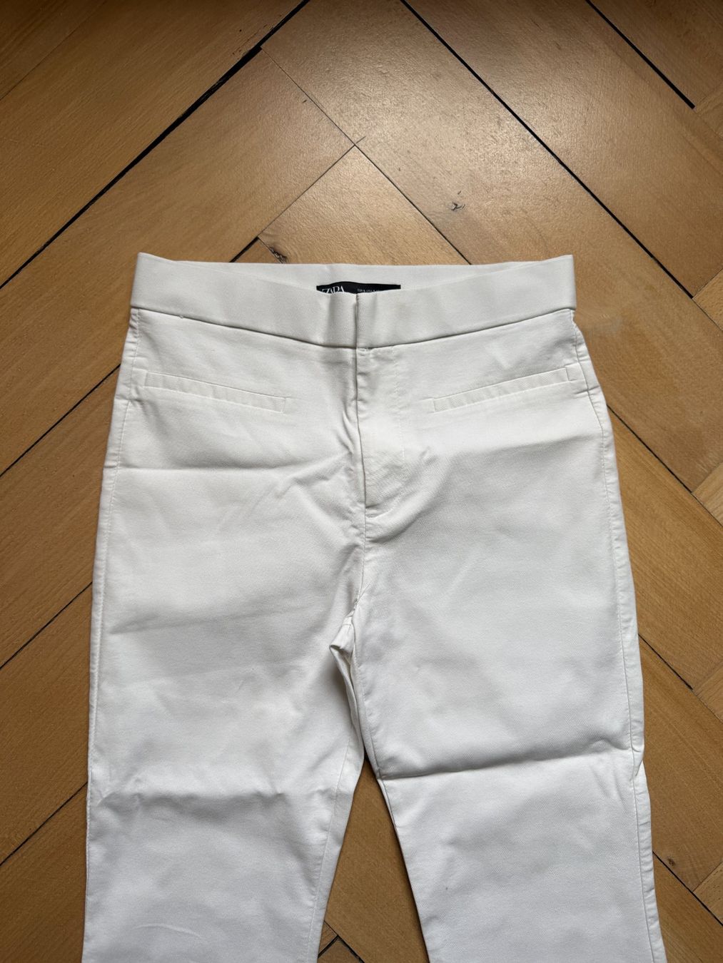 Zara Pantaloni: ZARA - Hose weiss S – Usato da Zürich venduto da Diazaio 1