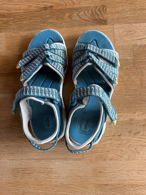 Scarpe per ragazzi: Teva Sandalen 29/30 – Usato da Hersiwil venduto da Sheila1986