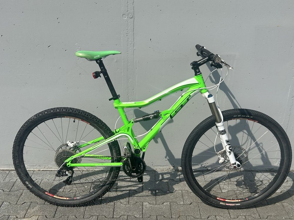 GT Sensor 9R Pro Fullsuspension Bike M (D'occasion) à