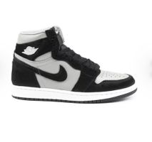 Nike Jordan 1 Retro High taille 38.5 neuf