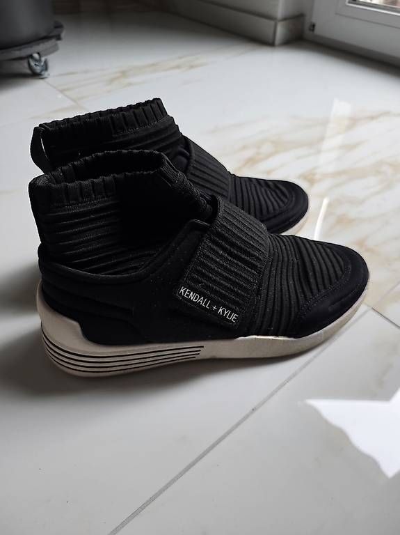 Damenschuhe: Kendall + Kylie Brax 2 – Gebraucht aus Burgdorf von J.D14