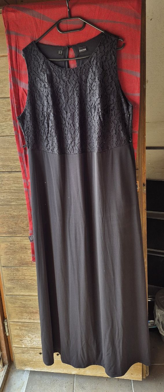Vestiti: Damenkleid – Nuovo (secondo la descrizione) da Wislikofen venduto da Ana.Gomes 1