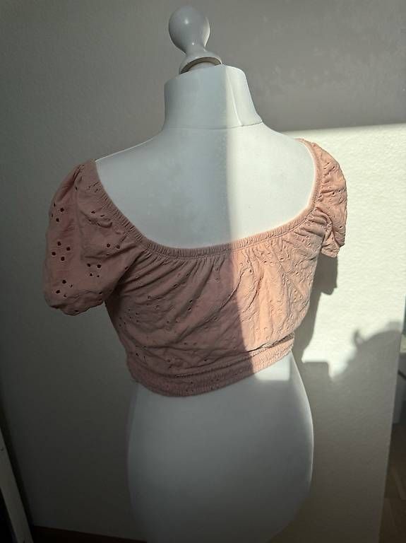 Top: Crop top rosa – Usato da Ettingen venduto da ber_2ctq 1