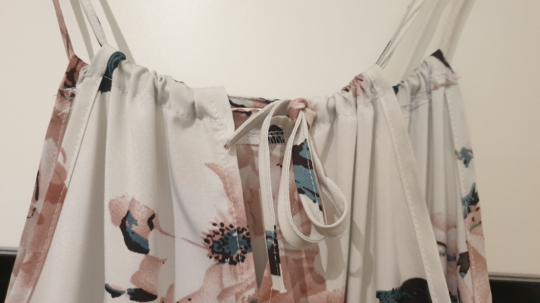 Vestiti: Sommerkleid – Usato da Schübelbach venduto da Holdi-8 3