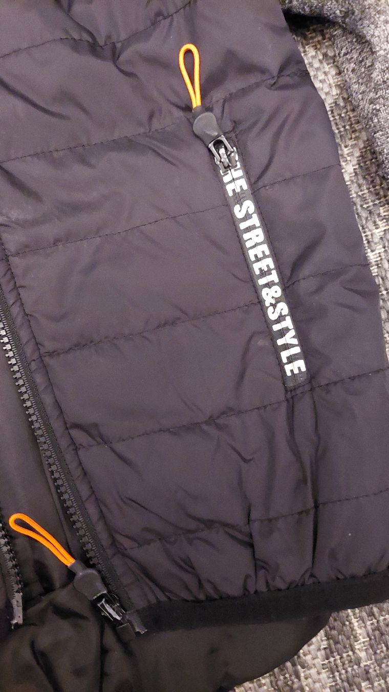 Jacken & Mäntel: Jacke mit Kapuze Grösse 8 Jährig – Gebraucht aus Egolzwil von mobiledeluxe 2