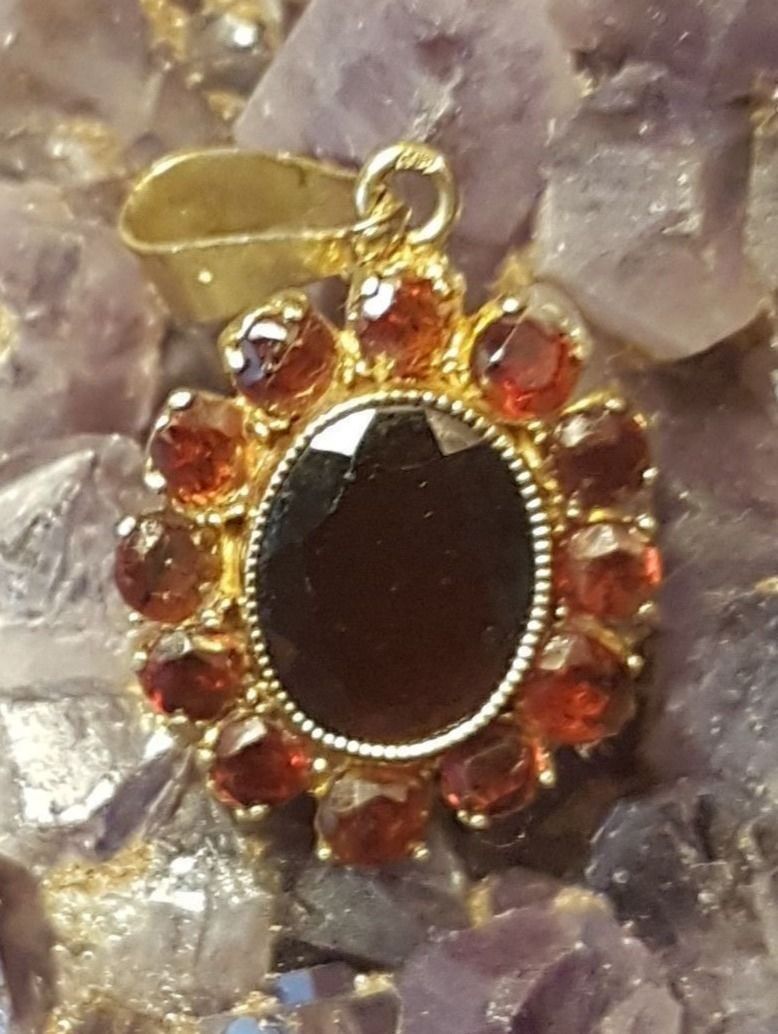 Ciondoli: Traumhafter Granat Anhänger – Nuovo (secondo la descrizione) da Unterägeri venduto da Altgoldschmuck 6