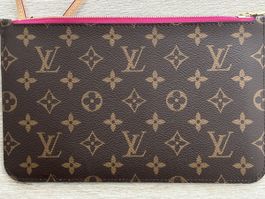 Pochette LV Monogramm