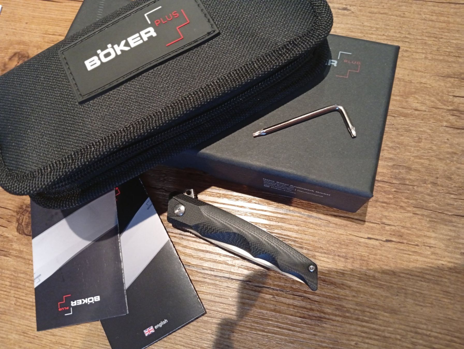 Coltelli tascabile: Taschenmesser Sackmesser Klappmesser Böker Plus Shade – Nuovo e nell'imballaggio originale da Winterthur venduto da Rogue01