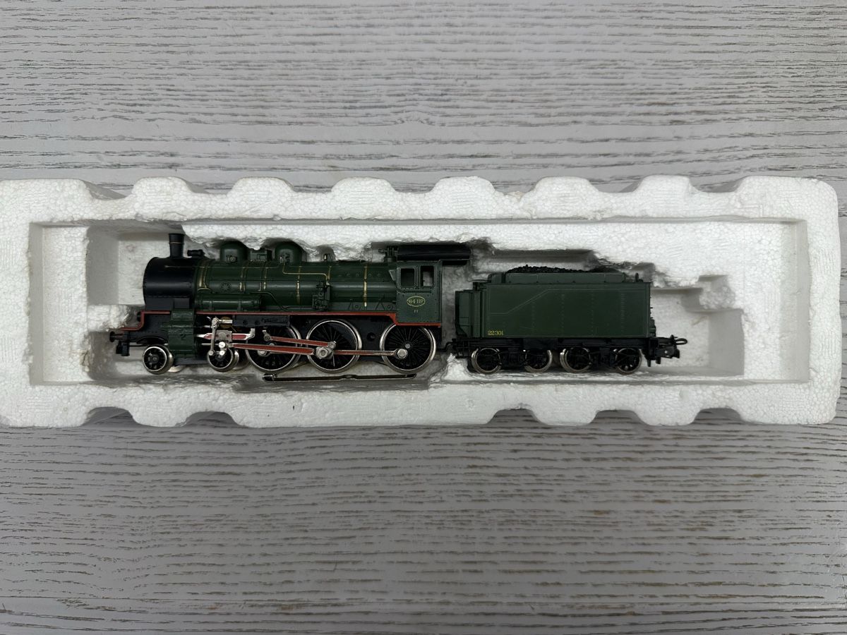 Märklin Modellini di ferrovie: Märklin 3086 SNCB BR 64 – Usato da Lupsingen venduto da New-Haven 6