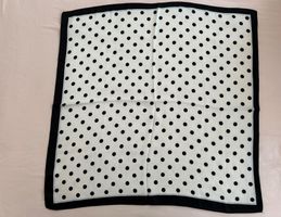 Scarf -Neu