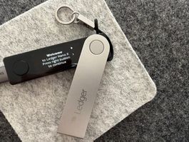 Ledger Nano X Crypto Wallet (ohne Akkufunktion, sonst i.O)
