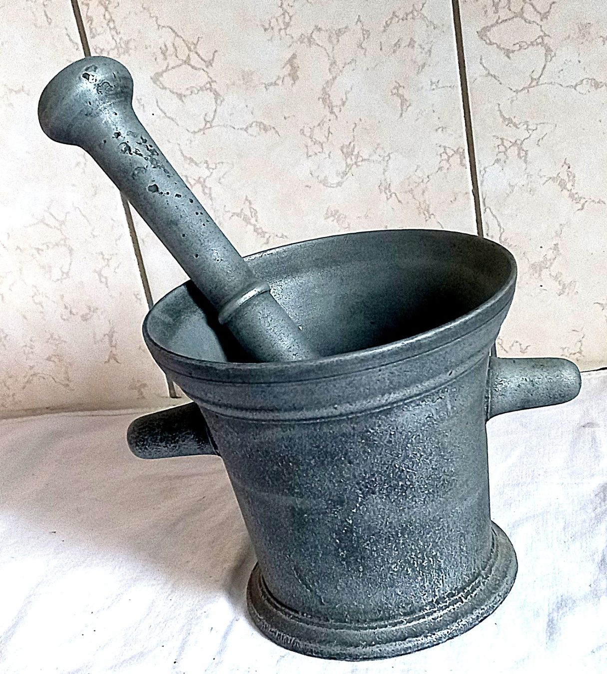 Altro per cucinare: Mörser gross und schwer mit Schlägel! – Usato da Baar venduto da 2cvbaar